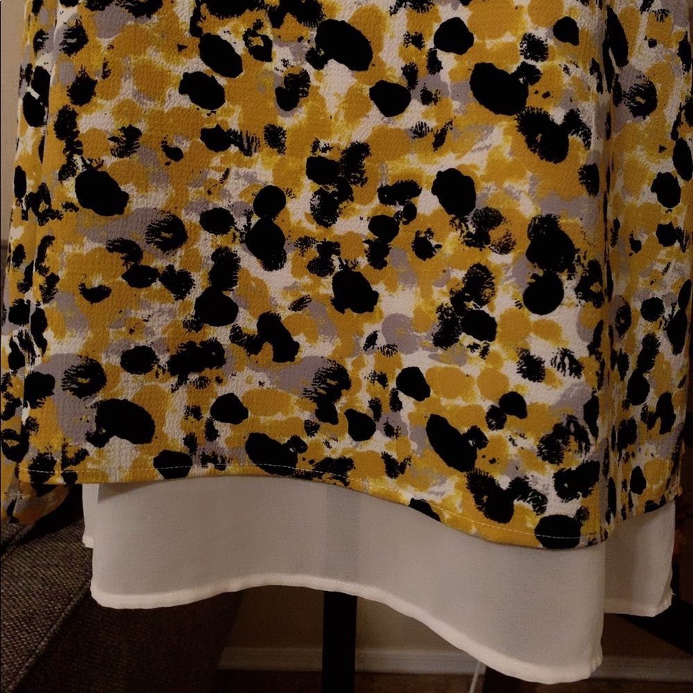 ❌SOLD❌H&M blouse - Picture 5 of 8